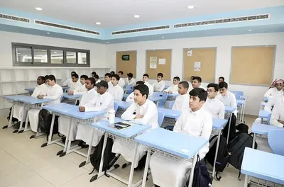 اخبار اليمن الان خبيرة إجازة صيفية مثالية والمراهق اخبار اليمن الان الحدث اليوم عاجل