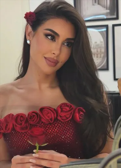 اخبار اليمن الان اللون الأحمر الأنظار ياسمين اختياراتها اخبار اليمن الان الحدث اليوم عاجل