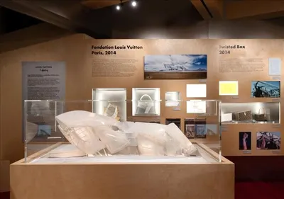 اخبار اليمن الان إبداع vuitton المعرض الدولي للفنون اخبار اليمن الان الحدث اليوم عاجل