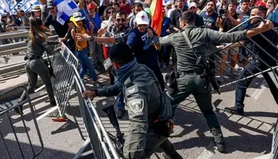 اخبار اليمن الان والمحتجون الاعتداءات الأمنية ويطالبون الجماعية اخبار اليمن الان الحدث اليوم عاجل