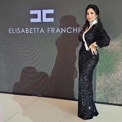 اخبار اليمن الان النجمة اللبنانية والاعلامية تعتمدان الجذابة اخبار اليمن الان الحدث اليوم عاجل