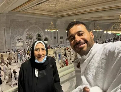 اخبار اليمن الان ظهور نادر السعدني مناسك والدته اخبار اليمن الان الحدث اليوم عاجل
