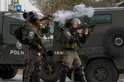 وكالة الصحافة اليمنية اخبار اليمن الان إصابة فلسطيني الاحتلال واثنين بالرضوض اخبار اليمن الان الحدث اليوم عاجل وكالة الصحافة اليمنية