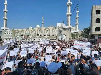 اخبار اليمن الان احتجاجية تنديدا باستمرار واستهداف المدنيين اخبار اليمن الان الحدث اليوم عاجل