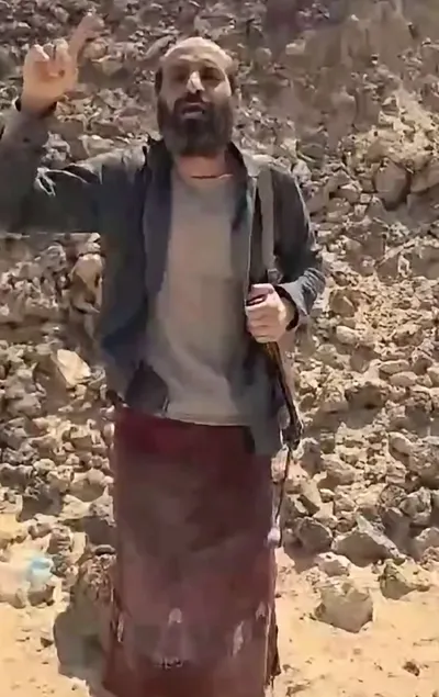اخبار اليمن الان انشقاق قياديين ميدانيين بارزين وانضمامهما اخبار اليمن الان الحدث اليوم عاجل