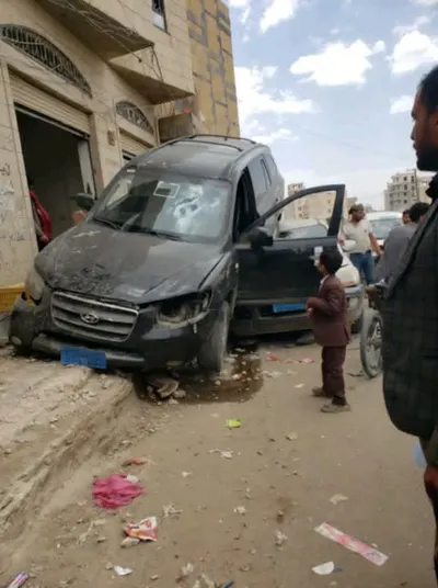 اخبار اليمن الان صنعاء تشهد مروري سيارة تعتلي اخبار اليمن الان الحدث اليوم عاجل